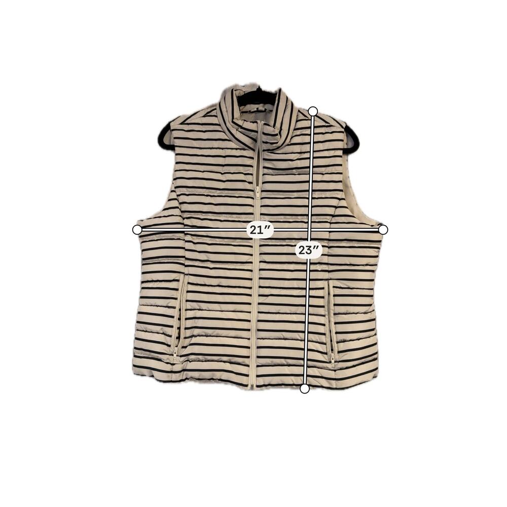 Blue and White Stripped Vest By Colebrook Size Large - Picture 2 of 6